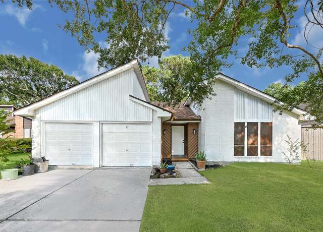Property at 4001 Stoneybrook St, Baytown, TX 77521, 3 beds, 2 baths