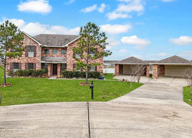 Property at 27910 S Shore Ct, Rosharon, TX 77583, 5 beds, 4.5 baths