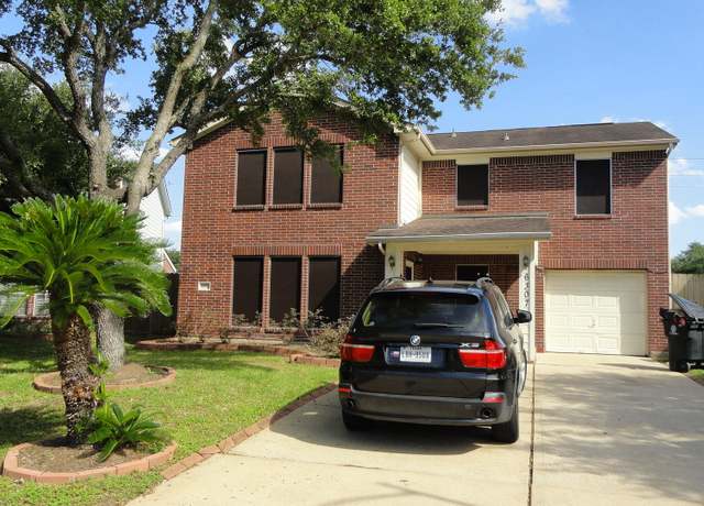 Property at 6307 Frosty Brook Dr, Houston, TX 77085, 3 beds, 2.5 baths