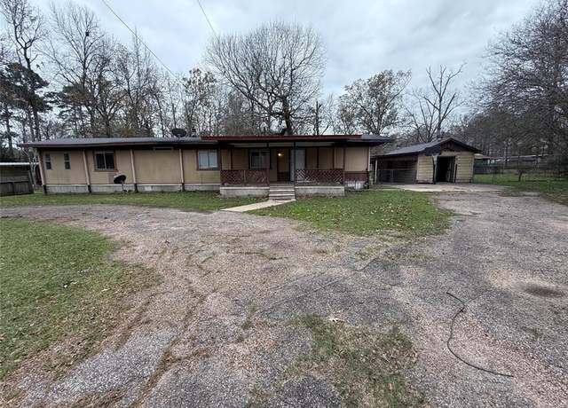 Property at 100 Timber Ln, Livingston, TX 77351, 3 beds, 2 baths