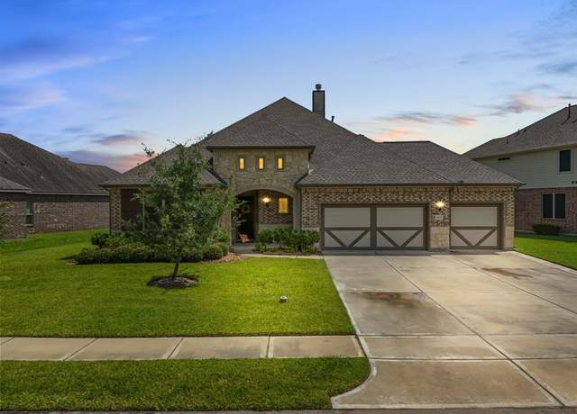 Property at 3062 Tradinghouse Creek Ln, League City, TX 77573, 3 beds, 2.5 baths