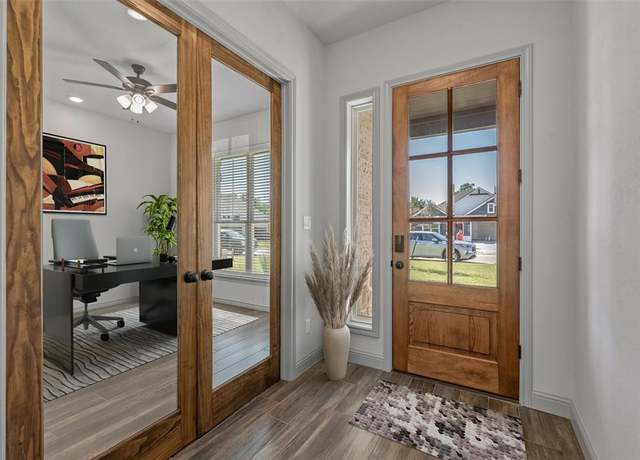 Property at 1649 Briscoe Manor Ct, College Station, TX 77845, 3 beds, 2 baths