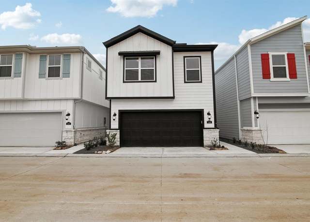 Property at 546 Avisa Dr, Kemah, TX 77565, 3 beds, 2.5 baths