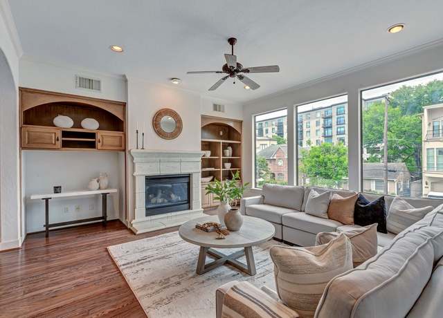 Property at 1933 W Clay St, Houston, TX 77019, 3 beds, 2.5 baths