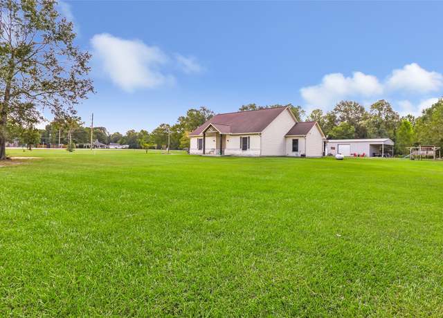 Property at 8500 Fostoria Rd, Cleveland, TX 77328, 3 beds, 2 baths