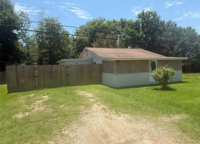 Property at 11874 Vanwood St, Willis, TX 77318, 2 beds, 1 bath