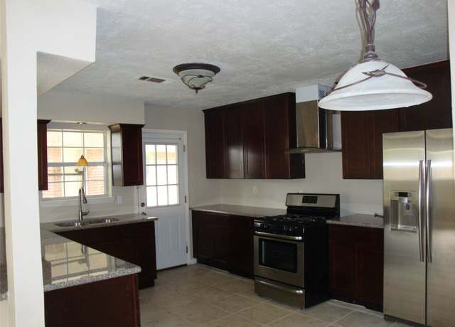 Property at 10215 Cliffwood Dr, Houston, TX 77035, 4 beds, 2.5 baths