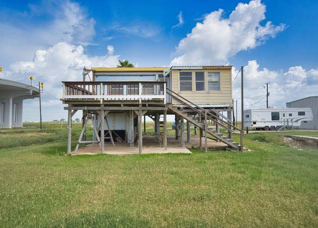 Property at 203 Pr 676, Sargent, TX 77414