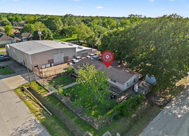 Property at 8714 Dexter St, Houston, TX 77075, 4 beds, 1.5 baths