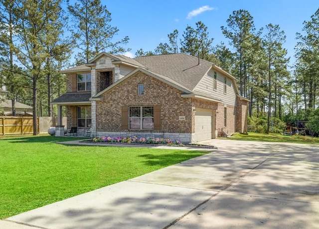 Property at 9850 Guadalupe St, Conroe, TX 77303, 5 beds, 3 baths