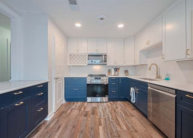 Property at 2023 Wilcrest Dr, Houston, TX 77042, 3 beds, 2 baths