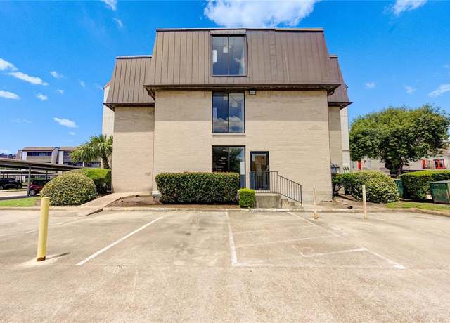 Property at 3025 Walnut Bend Ln #16, Houston, TX 77042, 2 beds, 1 bath