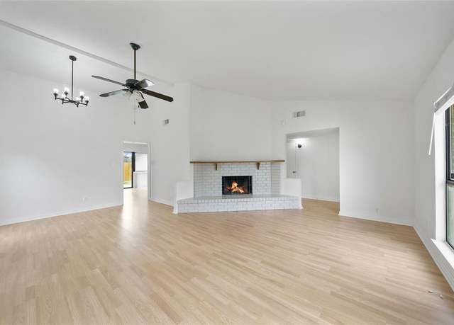 Property at 6531 Vanlynn Ln, Houston, TX 77084, 3 beds, 2 baths