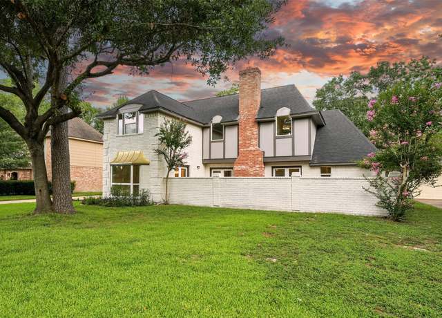 Property at 11726 Gardenglen Dr, Houston, TX 77070, 4 beds, 2.5 baths