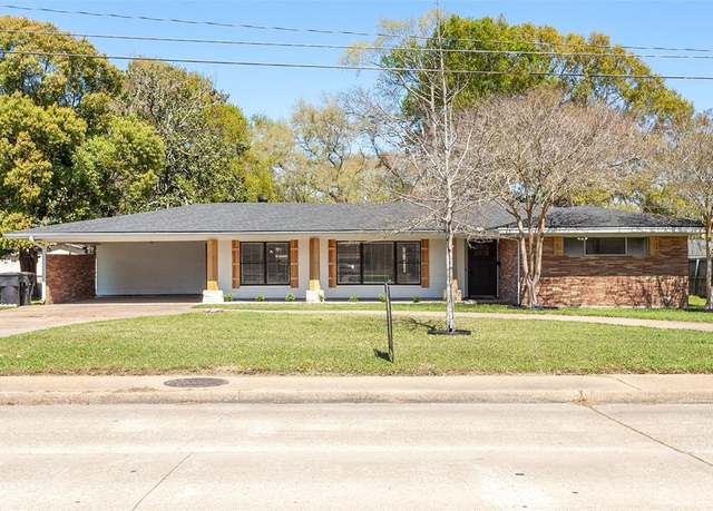Property at 524 N 27th St, Nederland, TX 77627, 3 beds, 2 baths