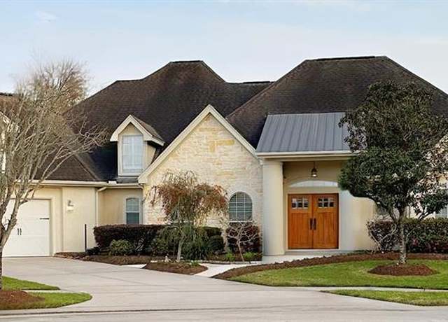 Property at 344 Oak Shadow Ct, League City, TX 77573, 4 beds, 3.5 baths
