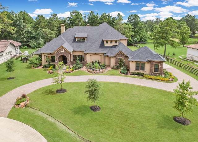 Property at 28 Royal King Rd, Tomball, TX 77377, 5 beds, 5.5 baths