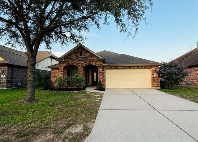 Property at 20214 Blue Lake View Ln, Humble, TX 77338, 4 beds, 2.5 baths
