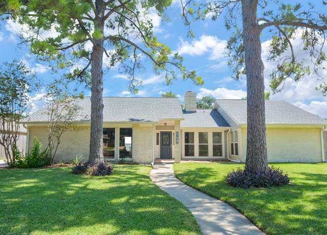 Property at 2906 Shadowdale Dr, Houston, TX 77043, 4 beds, 2.5 baths