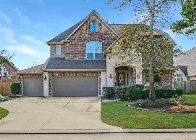 Property at 120 Shane St, Montgomery, TX 77316, 4 beds, 3.5 baths