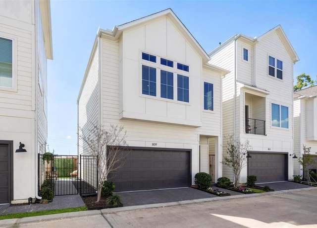 Property at 809 Burton Landing Ln, Houston, TX 77008, 3 beds, 2.5 baths