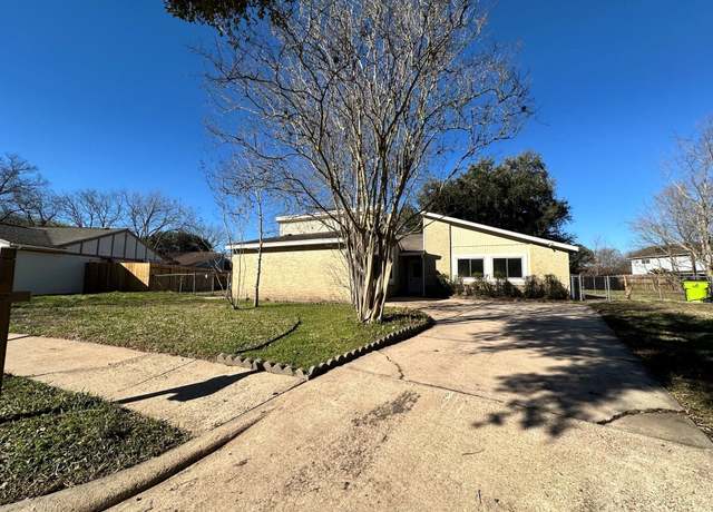 Property at 1606 Stone Lake Dr Dr, Missouri City, TX 77489, 4 beds, 2 baths