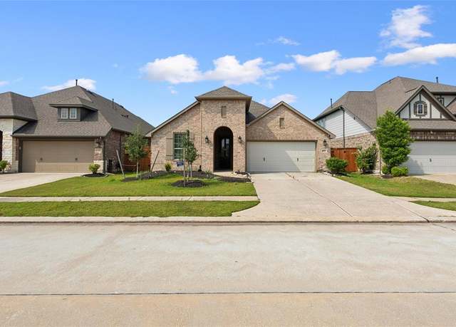 Property at 18211 County Shores Ln, Cypress, TX 77433, 4 beds, 3 baths