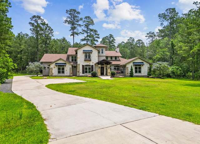 Property at 106 Texas Grand Cir, Huntsville, TX 77340, 4 beds, 4.5 baths