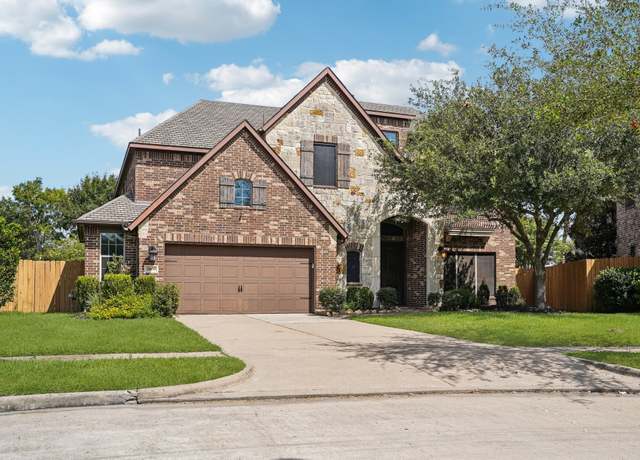 Property at 2809 Veneto Ct, League City, TX 77573, 4 beds, 3.5 baths