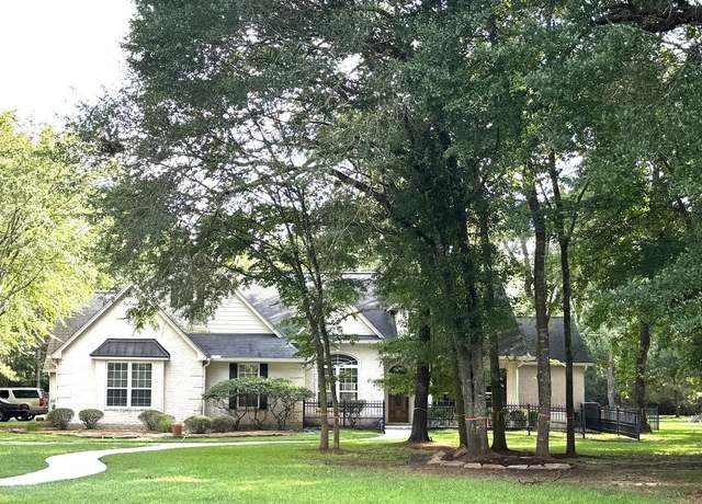 Property at 31503 Agassi Ct, Magnolia, TX 77354, 4 beds, 3 baths