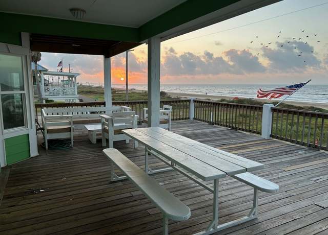 Property at 1327 Emerald Dr, Crystal Beach, TX 77650, 3 beds, 2 baths