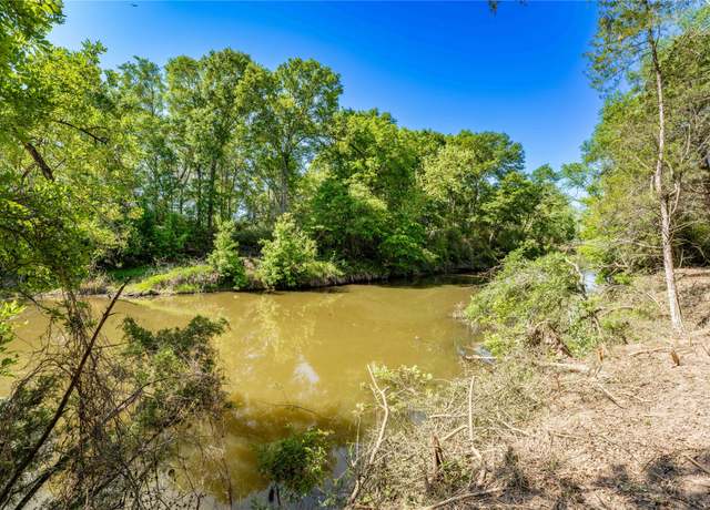 Property at 5611 S Us Highway 77, Warda, TX 78960