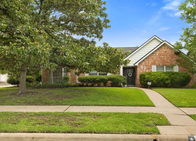 Property at 971 Curtin St, Houston, TX 77018, 3 beds, 2.5 baths