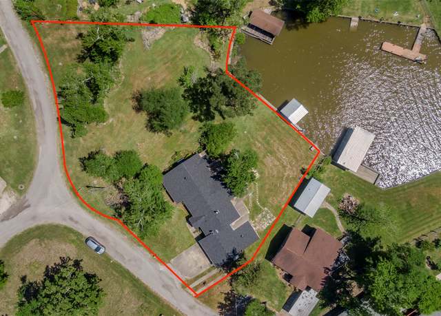 Property at 119 Elm Dr, Onalaska, TX 77360, 3 beds, 2 baths