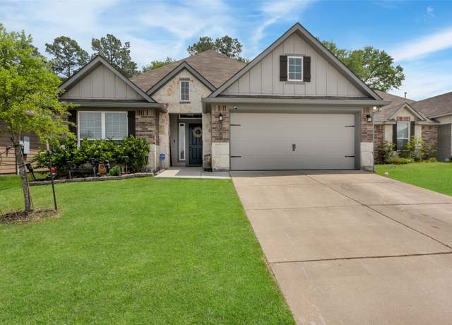 Property at 108 Alessandra Way, Huntsville, TX 77320, 4 beds, 3 baths