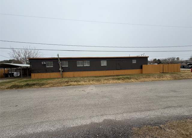 Property at 403 Avenue E, San Leon, TX 77539, 3 beds, 2 baths