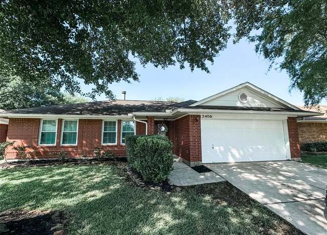 Property at 2406 Meandering Trl, Houston, TX 77339, 3 beds, 2 baths