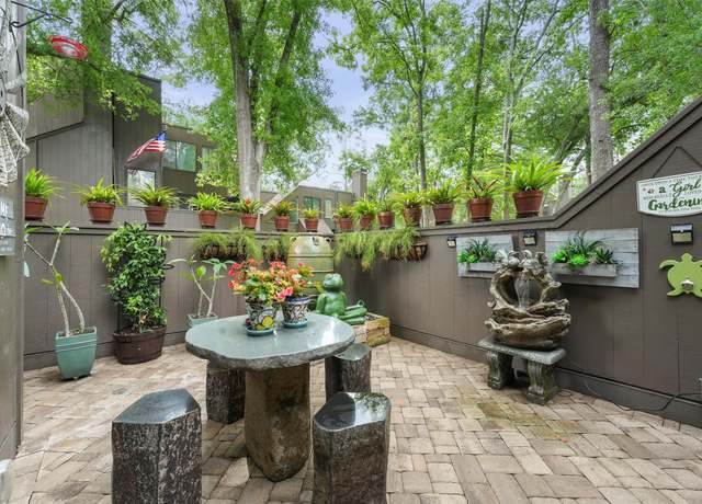 Property at 115 Litchfield Ln, Houston, TX 77024, 2 beds, 2.5 baths