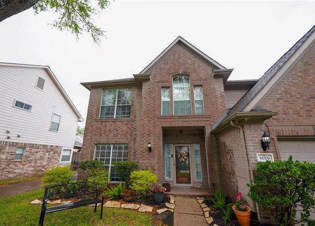 Property at 6019 Spanish Oak Dr, Pasadena, TX 77505, 4 beds, 2.5 baths