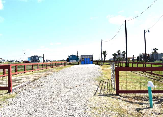 Property at 201 Flamingo St, Sargent, TX 77414