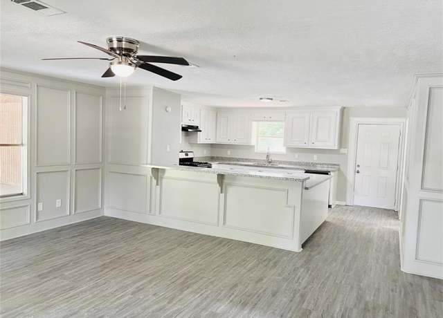 Property at 142 County Road 322, Cleveland, TX 77327, 2 beds, 1 bath