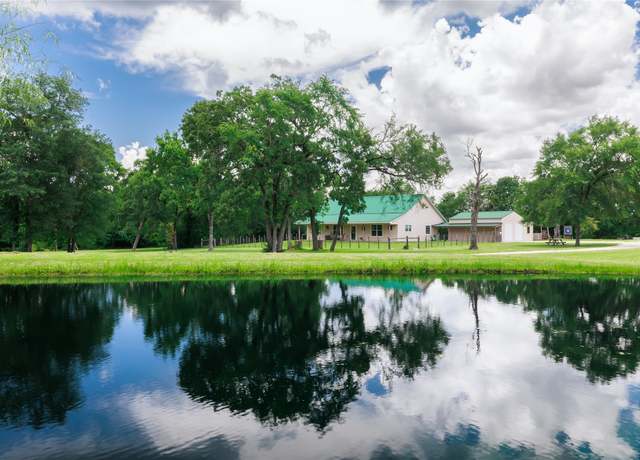 Property at 307 Fm 980 Rd, Huntsville, TX 77320, 3 beds, 2 baths