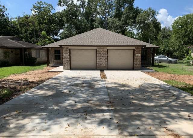 Property at 415 Hurst St #413, Angleton, TX 77515, 2 beds, 2 baths