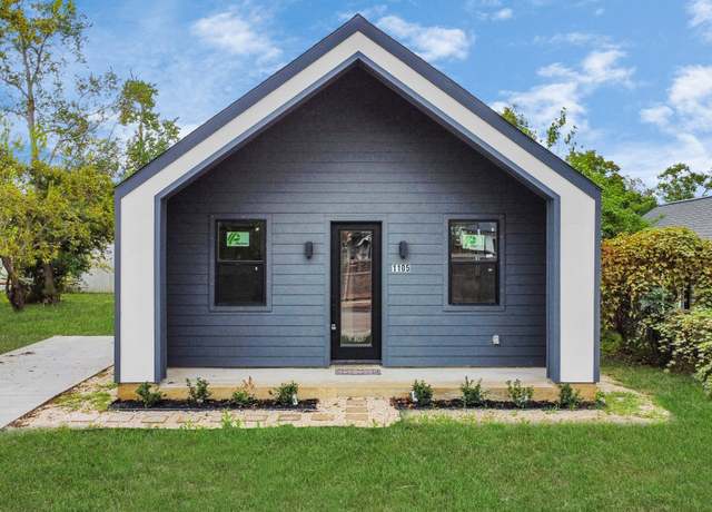 Property at 605 E Murrill Ave, Baytown, TX 77520, 3 beds, 2 baths