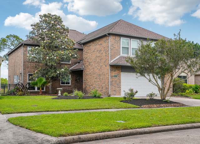 Property at 4766 Oakmont Ct, League City, TX 77573, 3 beds, 2.5 baths