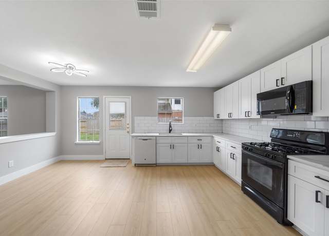 Property at 6718 Wild Pecan Trl, Houston, TX 77084, 4 beds, 2.5 baths