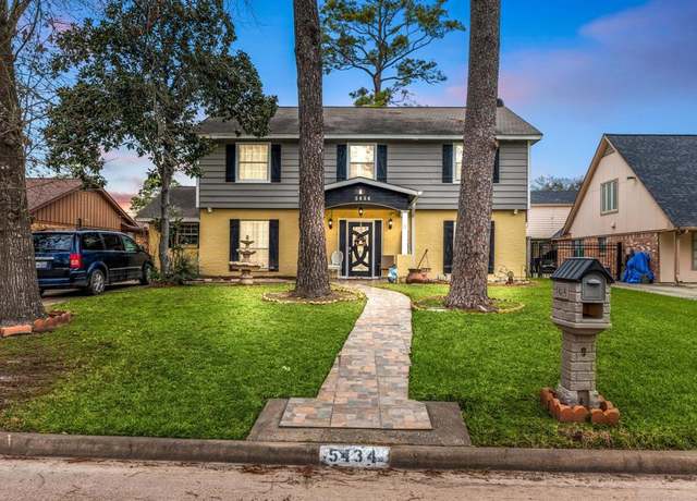 Property at 5434 Sheraton Oaks Dr, Houston, TX 77091, 4 beds, 2.5 baths