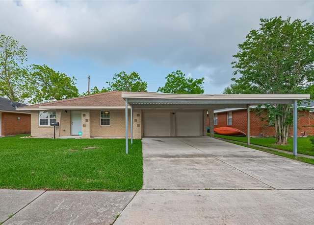 Property at 1902 Edgehill Rd, Pasadena, TX 77502, 3 beds, 2 baths