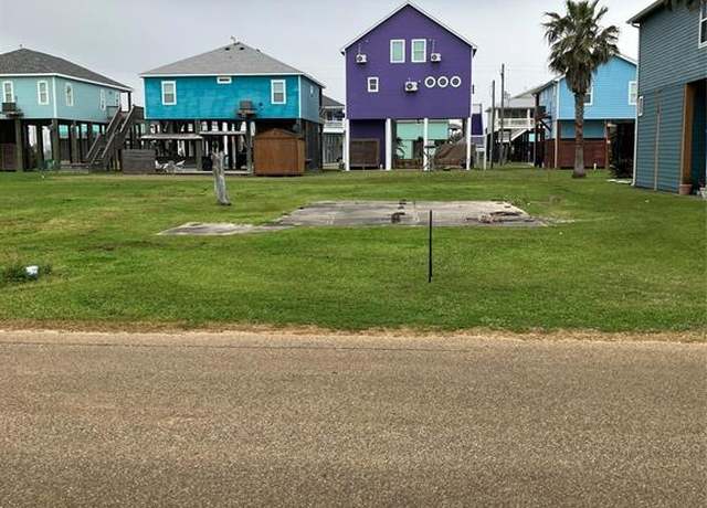 Property at 872 Holiday Dr, Crystal Beach, TX 77650