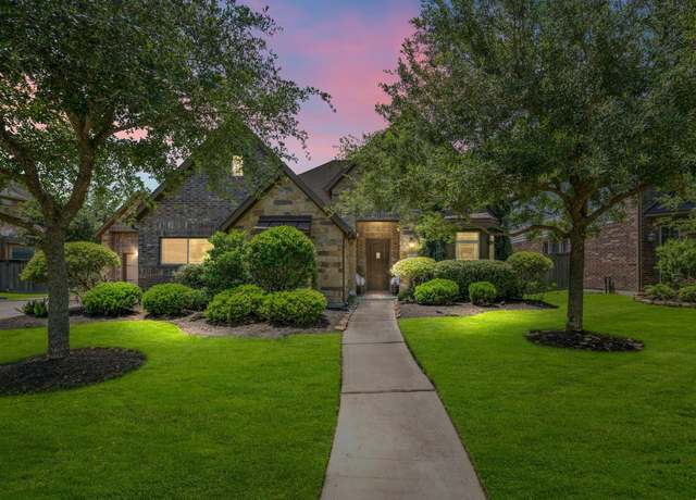 Property at 17611 Bear River Ln, Humble, TX 77346, 4 beds, 3.5 baths
